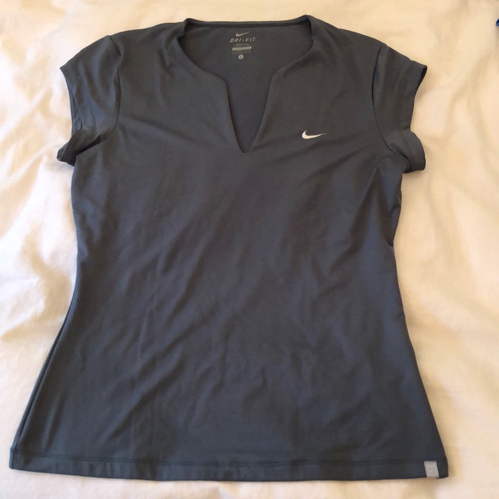 Nike Dri Fit workout/tennis top